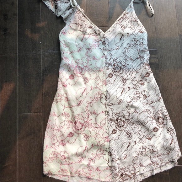 Aritzia Dresses & Skirts - Aritzia Dress